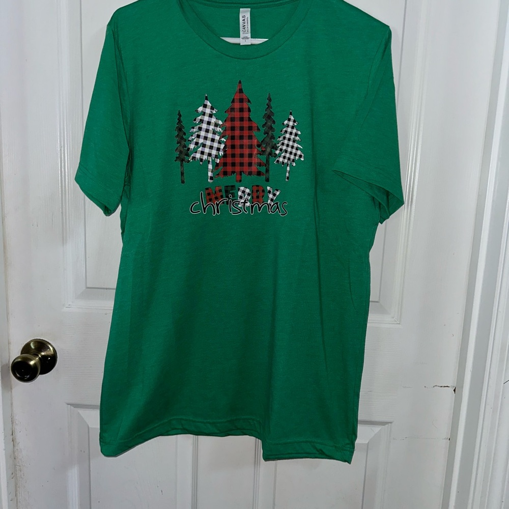 NWOT Handcrafted Merry Christmas Shirt Large-Green - Picture 1 of 4